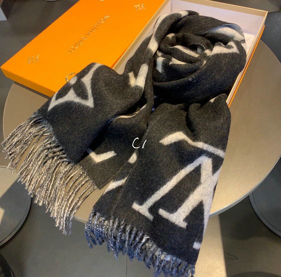Wholesale Cheap LV Designer Scarves for Sale