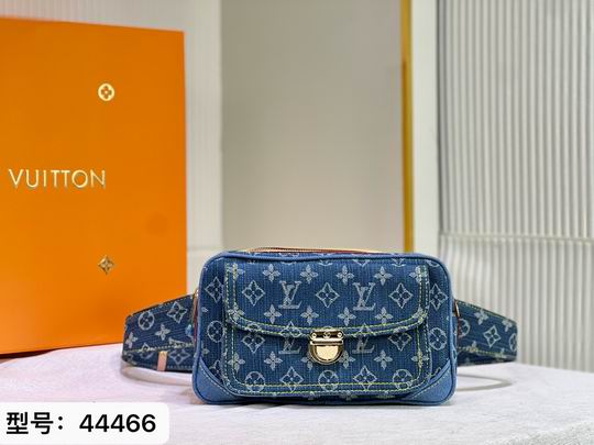 Wholesale Cheap Louis Vuitton Waist Packs for Sale
