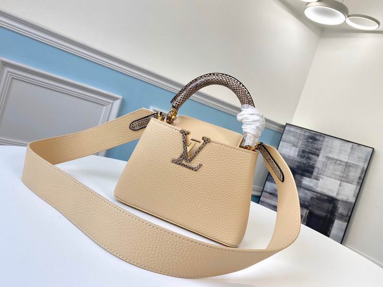 Wholesale Cheap Louis Vuitton Capucines MM WOMEN Handbags Bags for Sale