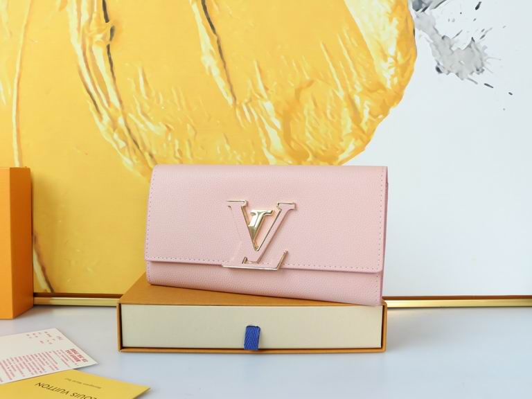 Wholesale Cheap Louis Vuitton Taurillon Leather Capucines Women Wallets