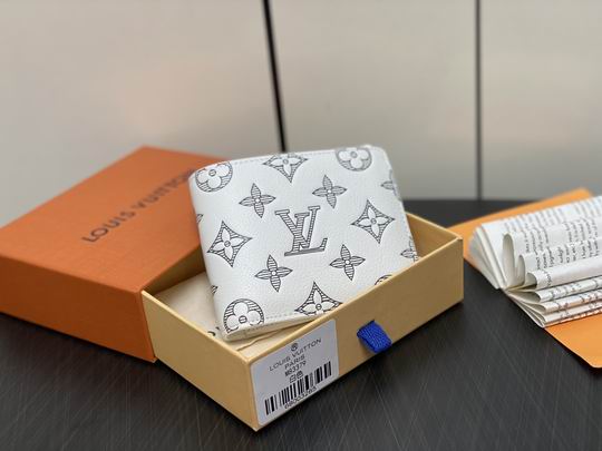 Wholesale Cheap AAA Louis Vuitton Multiple M83379 Wallets Card Holder for Sale