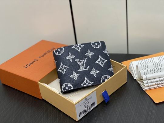 Wholesale Cheap AAA Louis Vuitton Multiple M83379 Wallets Card Holder for Sale