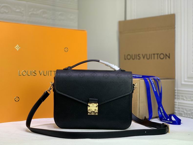 Wholesale Cheap Louis Vuitton Pochette Metis shoulder bag for Sale