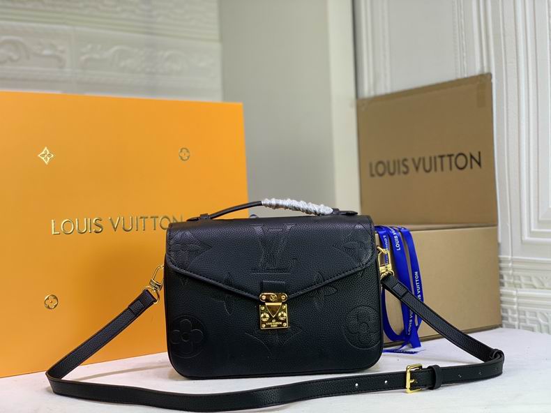 Wholesale Cheap Louis Vuitton Pochette Metis shoulder bag for Sale