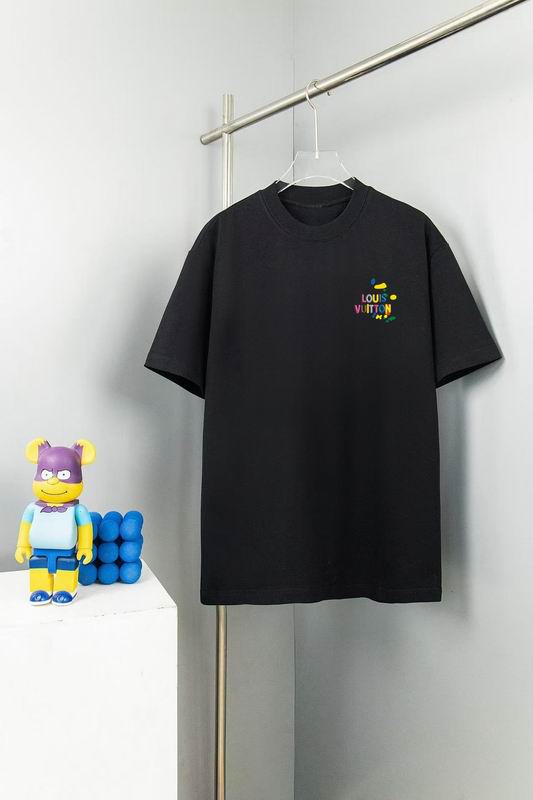 Wholesale High-quality Cheap LV Short Sleeve Replica Designer T Shirts for sale