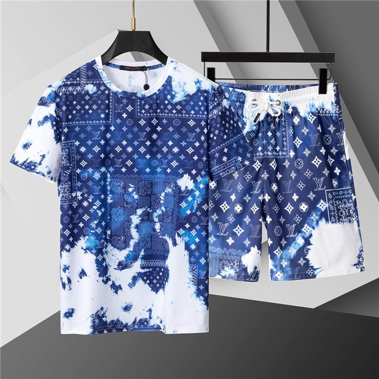 Wholesale High-quality LV Fashion Short Sleeve Replica Designer Tracksuits for sale