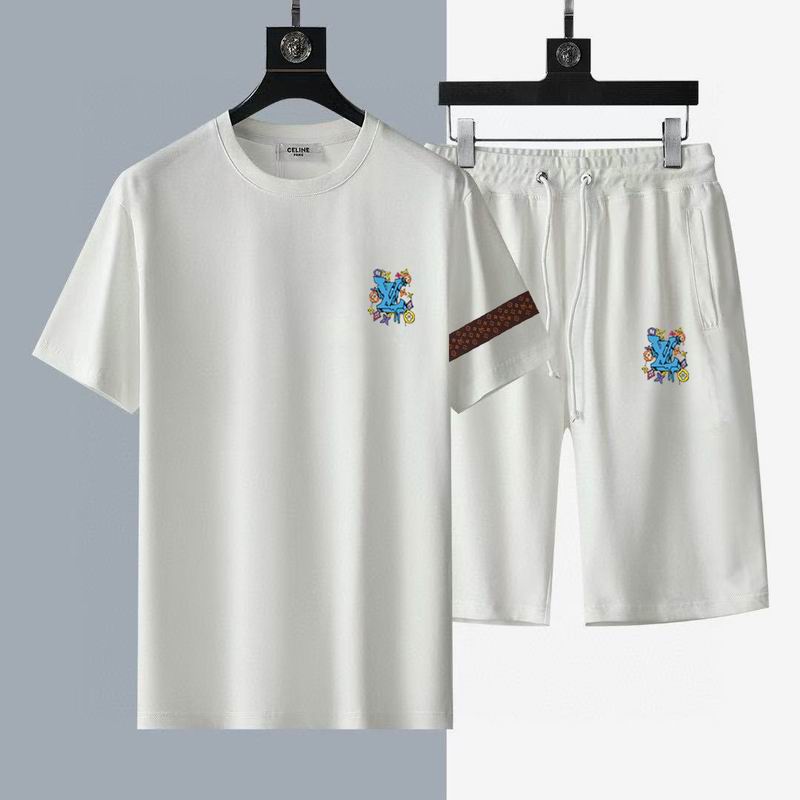 Wholesale High-quality LV Short Sleeve Replica Designer Tracksuits for sale