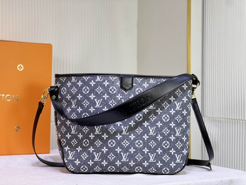 Wholesale Cheap LOUIS VUITTON Monogram Shoulder Bags for Sale