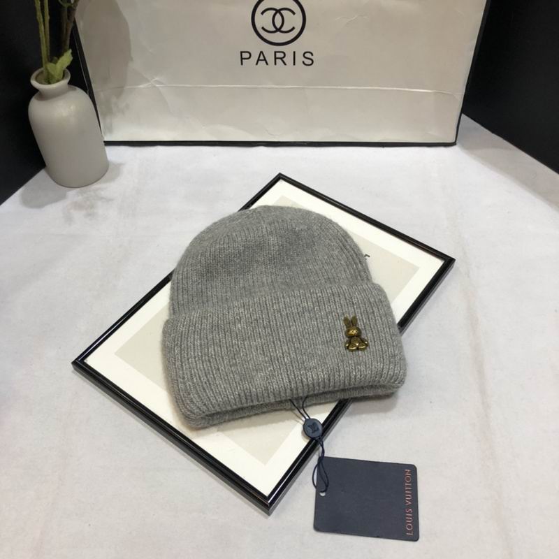Wholesale Cheap Louis Vuitton Replica Designer Beanies for Sale