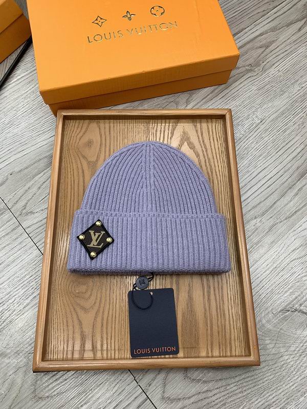 Wholesale Cheap Louis Vuitton Replica Designer Beanies for Sale