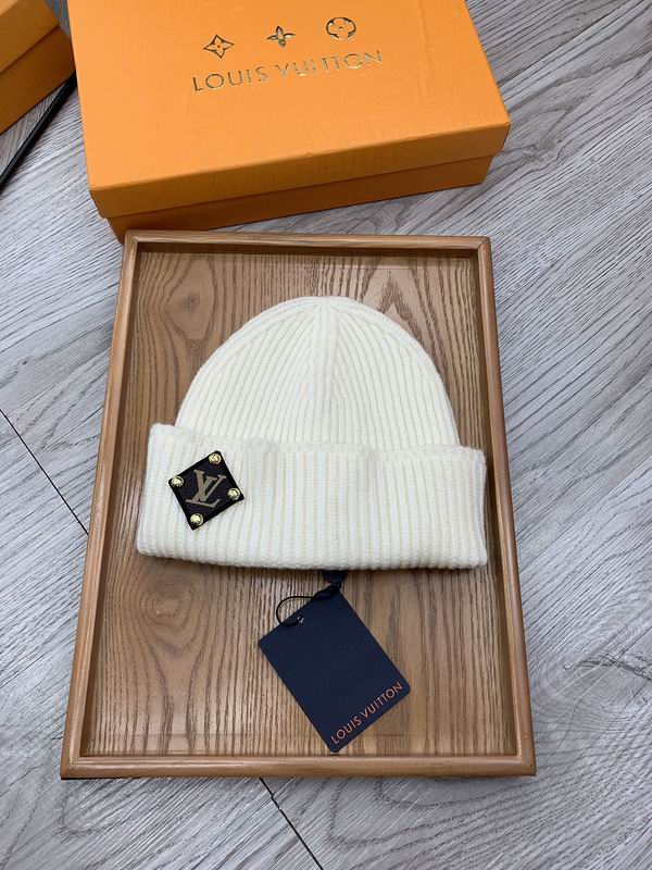 Wholesale Cheap Louis Vuitton Replica Designer Beanies for Sale