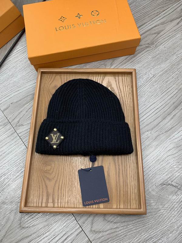 Wholesale Cheap Louis Vuitton Replica Designer Beanies for Sale