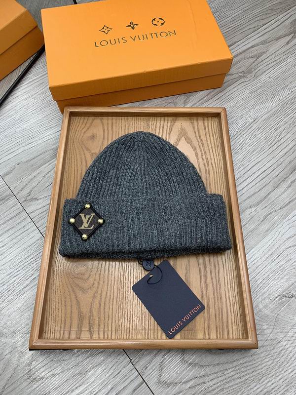 Wholesale Cheap Louis Vuitton Replica Designer Beanies for Sale