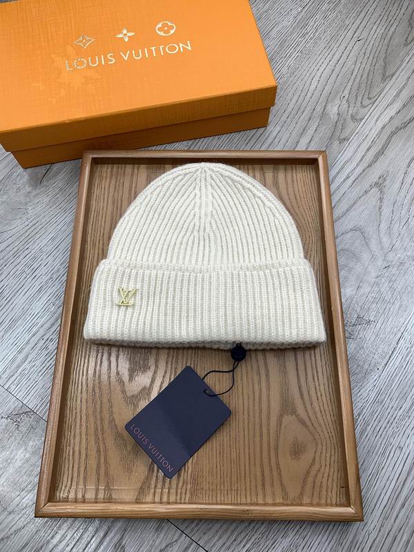 Wholesale Cheap Louis Vuitton Replica Designer Beanies for Sale