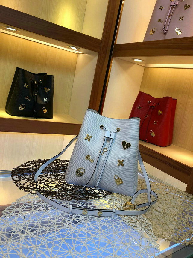 Wholesale Cheap Louis Vuitton Epi Leather Lockme Bucket Bag For Sale