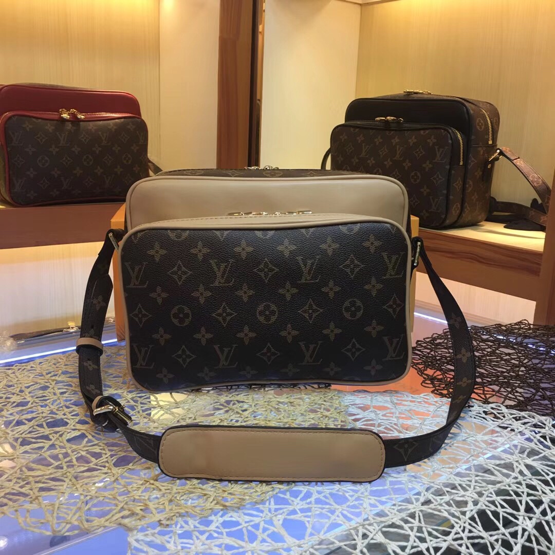 Wholesale Louis Vuitton Monogram Canvas Nil Slim bags