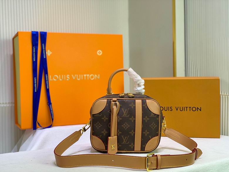 Wholesale Cheap Louis Vuitton Monogram Canvas Bags for Sale
