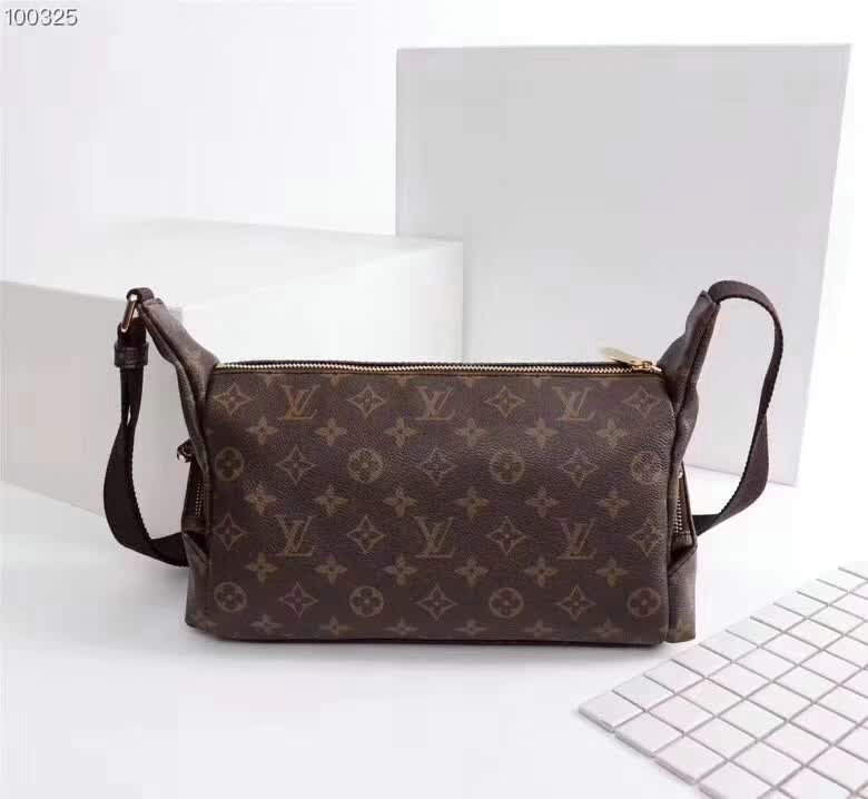 Wholesale Louis Vuitton Monogram Canvas Bags for sale