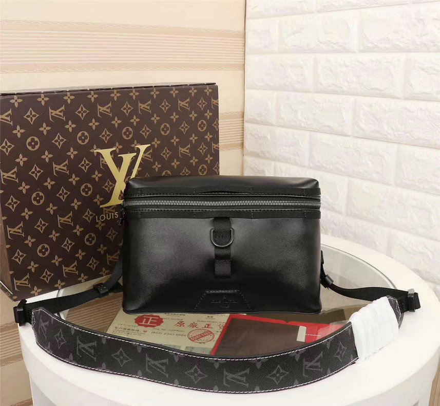Wholesale Louis Vuitton Messenger Pm M52176