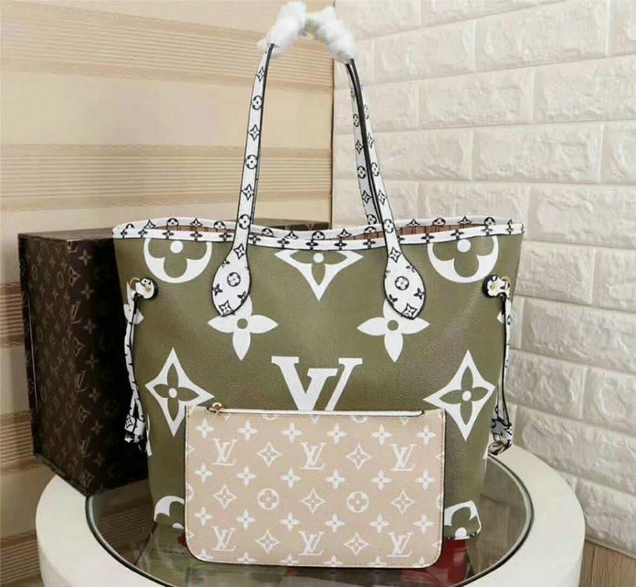 Louis Vuitton Monogram Canvas Neverfull MM bags