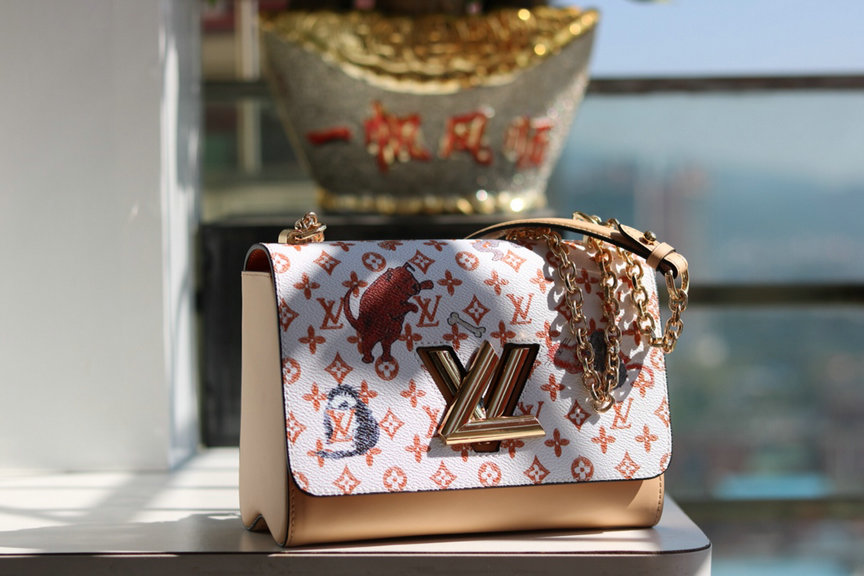 Wholesale Cheap AAA Louis Vuitton Twist Bags for sale