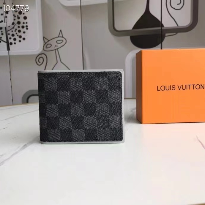 LV Damier Multiple Wallet 63267