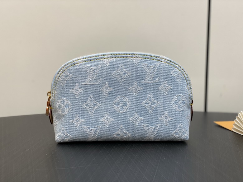 Wholesale High quality Louis Vuitton Women's Cosmetic Pouch for Sale
