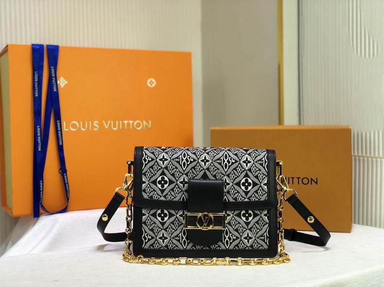 Wholesale Cheap Louis Vuitton Dauphine Chain Wallet bags for Sale