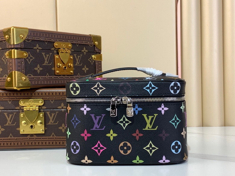 Wholesale High quality Louis Vuitton Women's Replica Designer Cosmetic bags for Sale