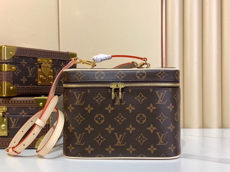 Wholesale High quality Louis Vuitton Women's Replica Designer Cosmetic bags for Sale