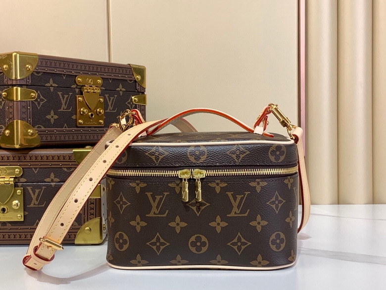 Wholesale High quality Fashion Louis Vuitton Women's Replica Designer Cosmetic bags for Sale