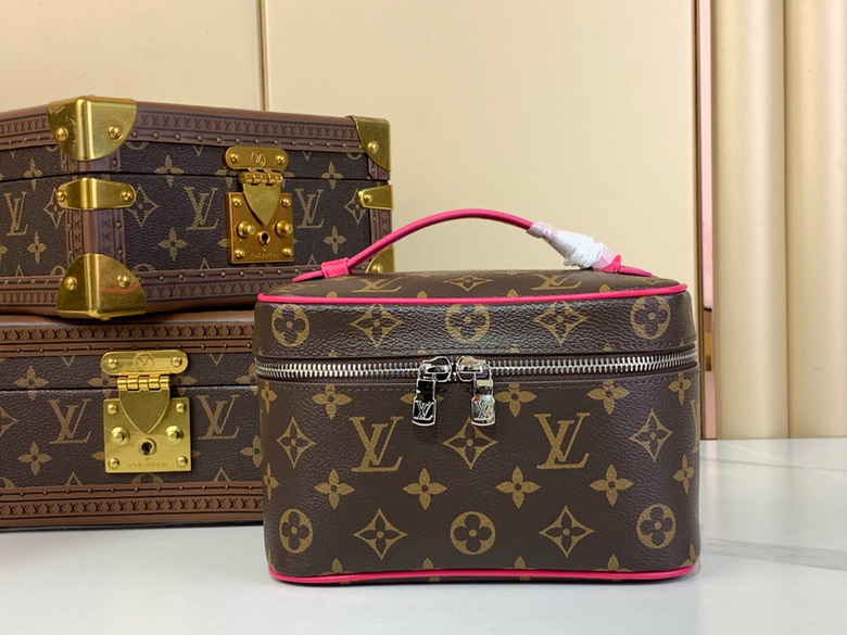 Wholesale High quality Louis Vuitton Women's Replica Designer Cosmetic bags for Sale