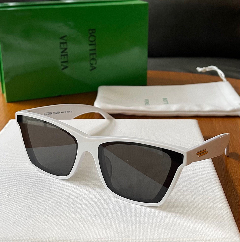 Wholesale Cheap AAA Bottga Veneta Replica Sunglasses for Sale