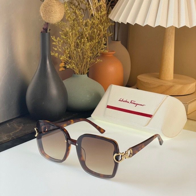 Wholesale Cheap Salvatore Ferragamo Replica Sunglasses Aaa for Sale