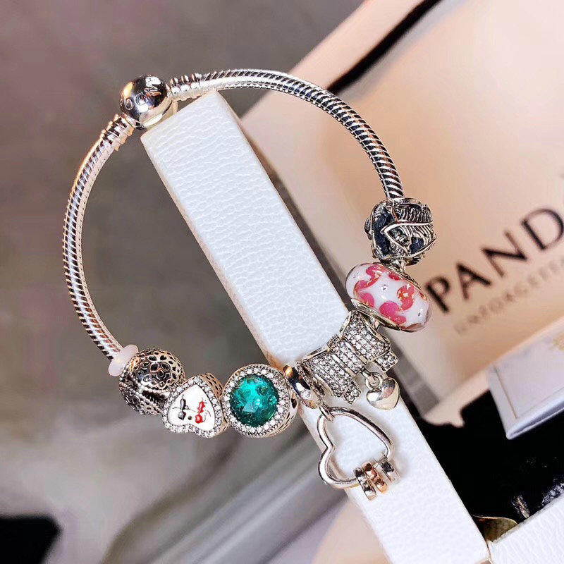 Wholesale Cheap Womens Designer Bracelets for Sale