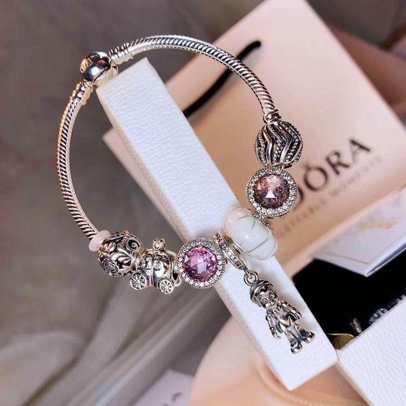 Wholesale Cheap Womens Designer Bracelets for Sale