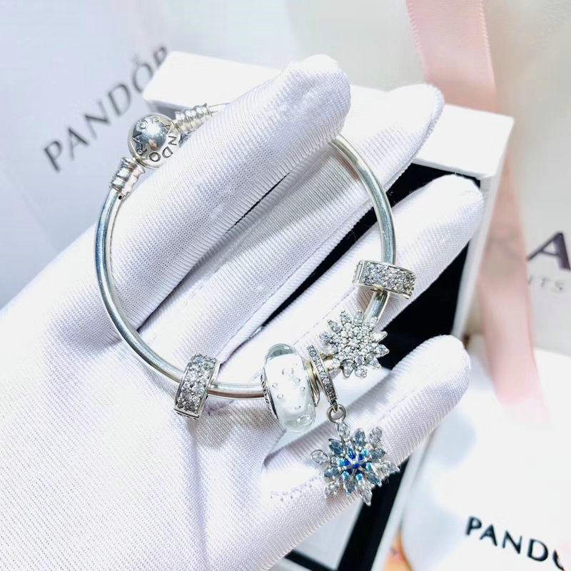 Wholesale Cheap Womens Designer Bracelets for Sale