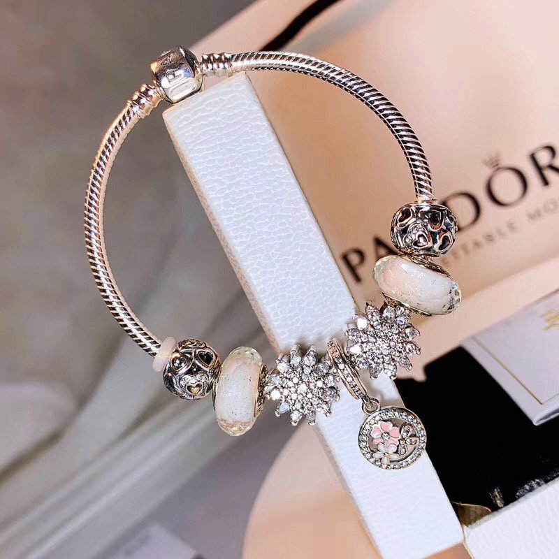 Wholesale Cheap Womens Designer Bracelets for Sale