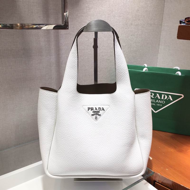 Wholesale Cheap P rada Aaa Designer bags for Sale