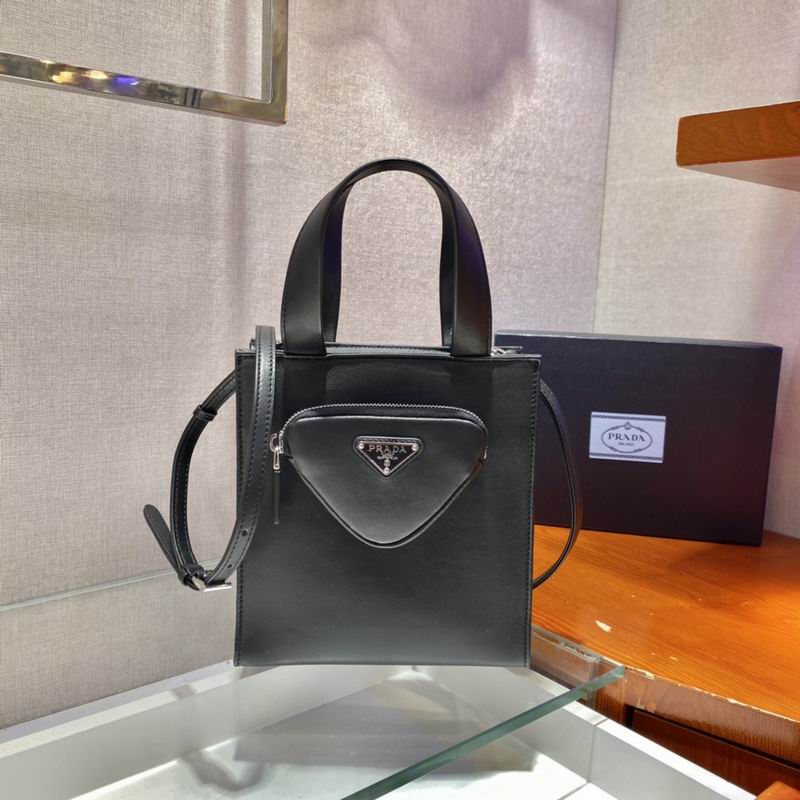 Wholesale Cheap P rada Aaa Designer Shoulder bags for Sale