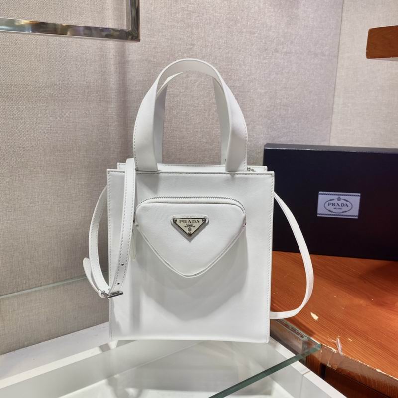 Wholesale Cheap P rada Aaa Designer Shoulder bags for Sale
