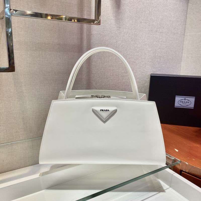 Wholesale Cheap P rada Aaa Designer bags for Sale
