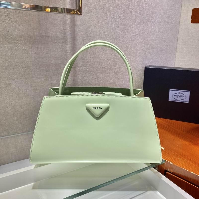 Wholesale Cheap P rada Aaa Designer bags for Sale