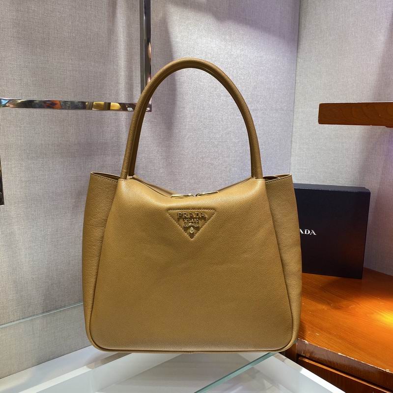 Wholesale Cheap P rada Aaa Designer bags for Sale