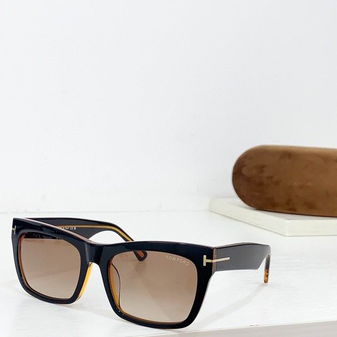 Wholesale Cheap AAA Tom Ford Replica Sunglasses for Sale