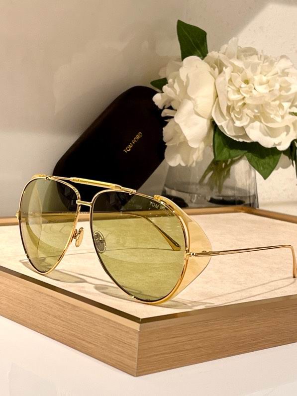 Wholesale Cheap AAA Tom Ford Replica Sunglasses for Sale
