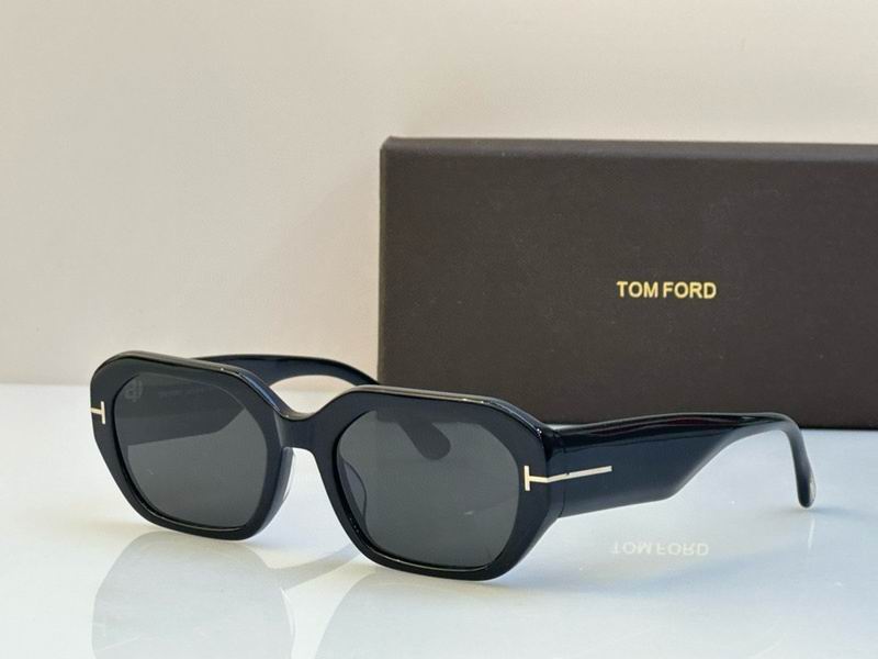 Wholesale Cheap AAA Tom Ford Replica Sunglasses for Sale