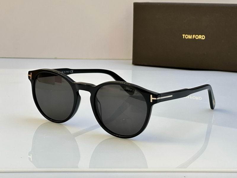 Wholesale Cheap AAA Tom Ford Replica Sunglasses for Sale