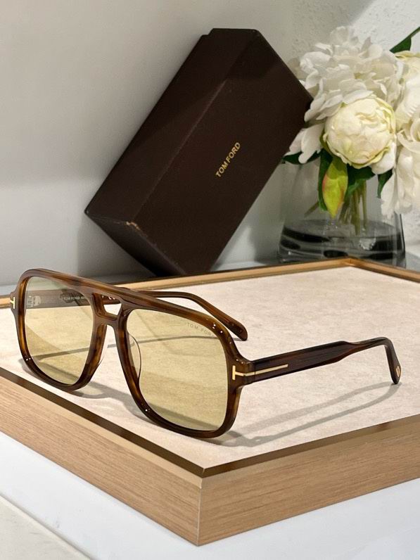 Wholesale Cheap AAA Tom Ford Replica Sunglasses for Sale