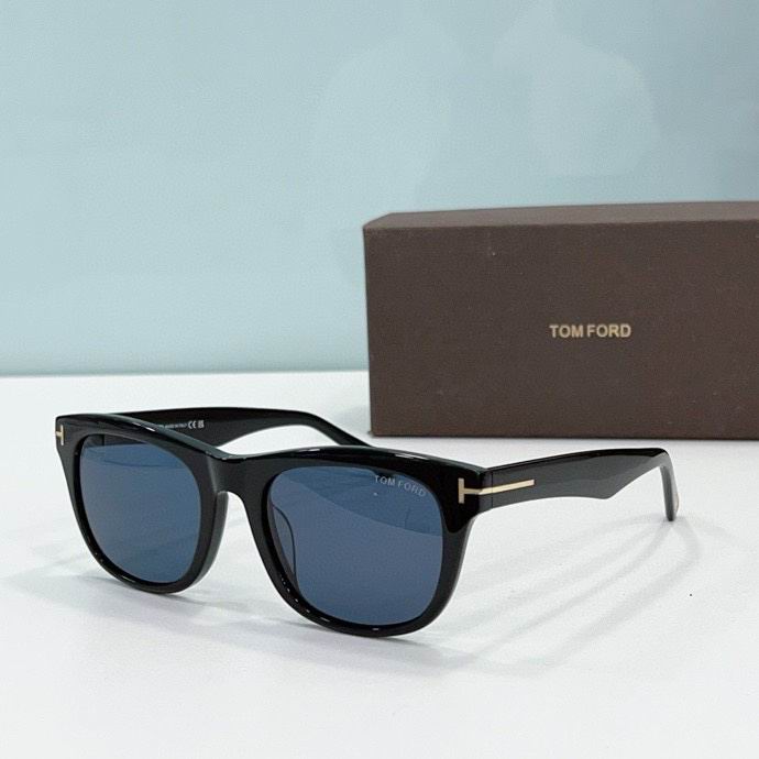 Wholesale Cheap AAA Tom Ford Replica Sunglasses for Sale